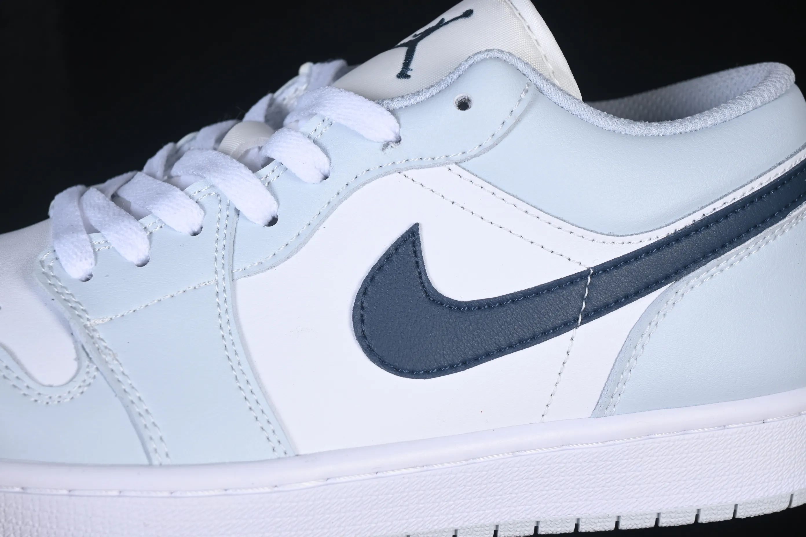 All categories Air Jordan Jordan series basketball shoes Air Jordan 1 Low Air Jordan 1 Low AJ1 Joe 1 white gray blue hook low-top retro cultural basketball shoes 553558-400